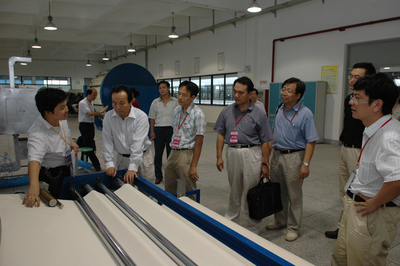 我校&ldquo;紡織面料技術(shù)教育部重點(diǎn)實(shí)驗(yàn)室&rdquo;接受教育部評(píng)估